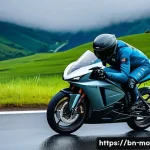 인디카 레이싱 머신 특성 - A high-speed Indica racing machine on a sharp mountain road, showcasing its lightweight metallic fra...